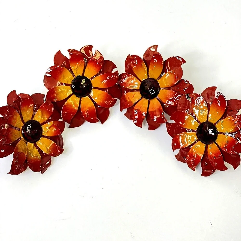 New Lot: 4 Pier One Metal Flower Napkin Rings Fall Autumn Floral Enamelware Set